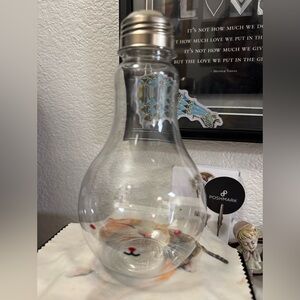 💡”You Light up my life” cute Clear plastic lightbulb shaped Vase/bottle - NWT